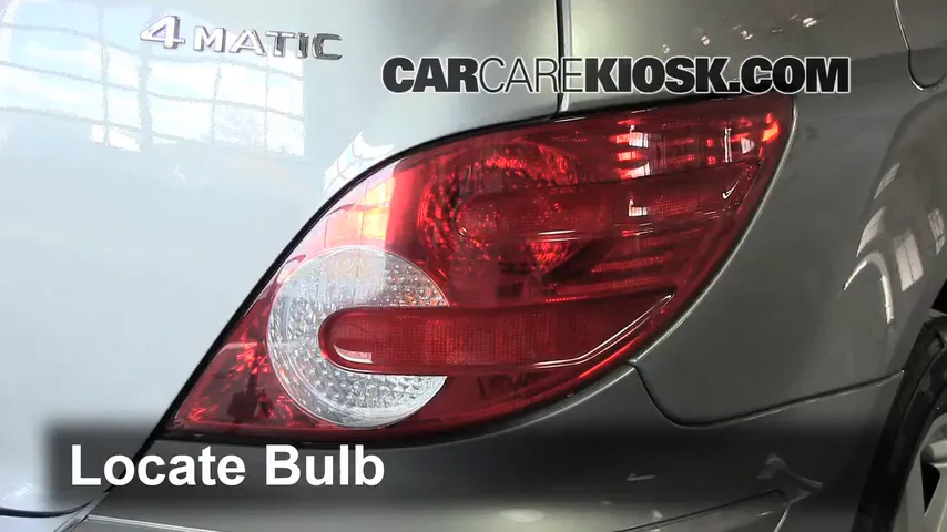 2010 Mercedes-Benz R350 4Matic 3.5L V6 Lights
